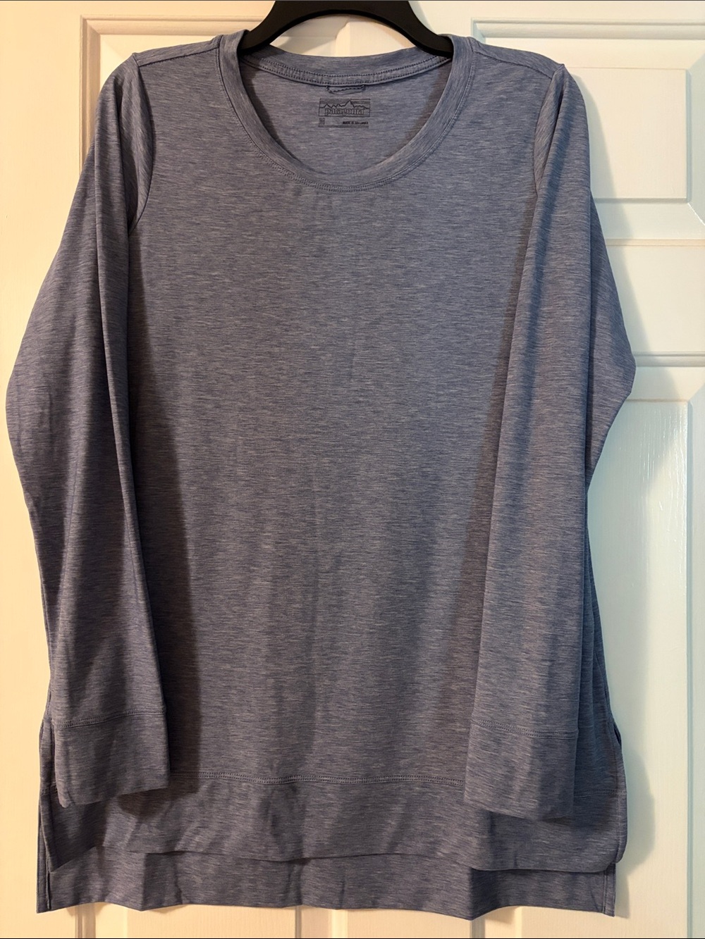Patagonia Long Sleeve Crewneck Tunic in Heather Blue